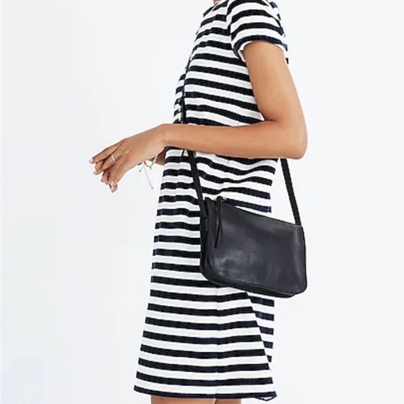 Like New! Madewell the simple Crossbody Bag in black - Picture 3 of 6
